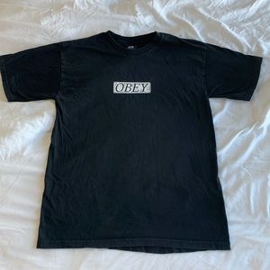 Obey men's tee
